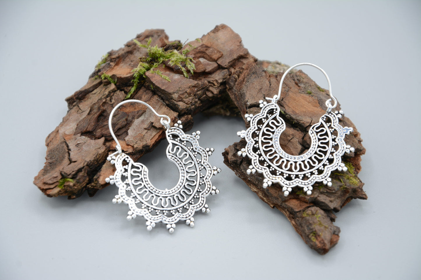 Hängeohrringe "NADA"