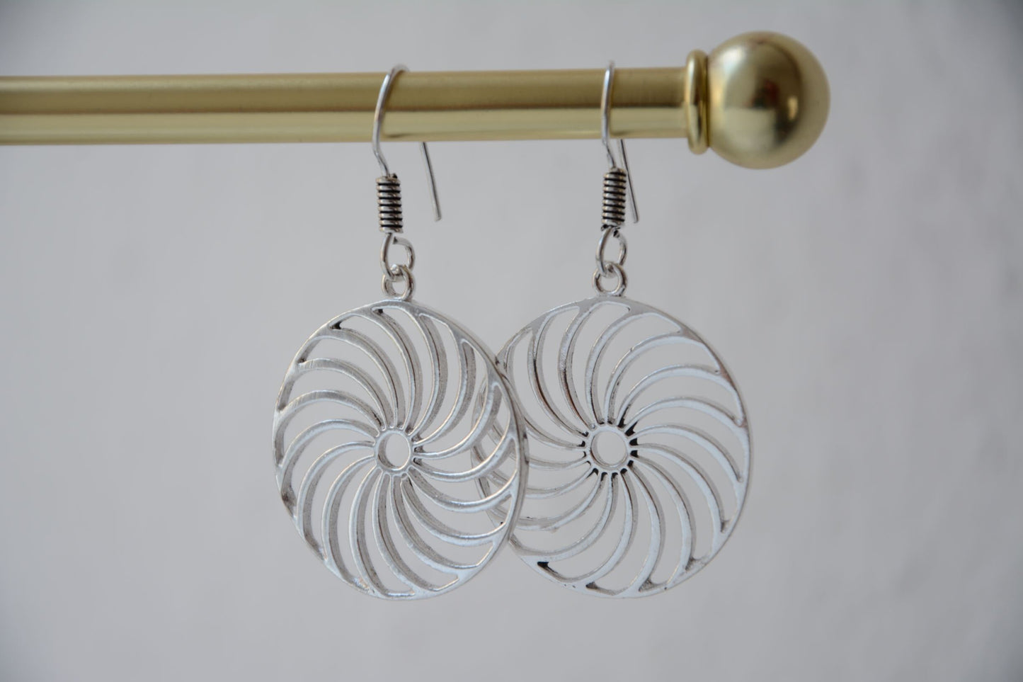 Indische Hängeohrringe "PRAKTRI"