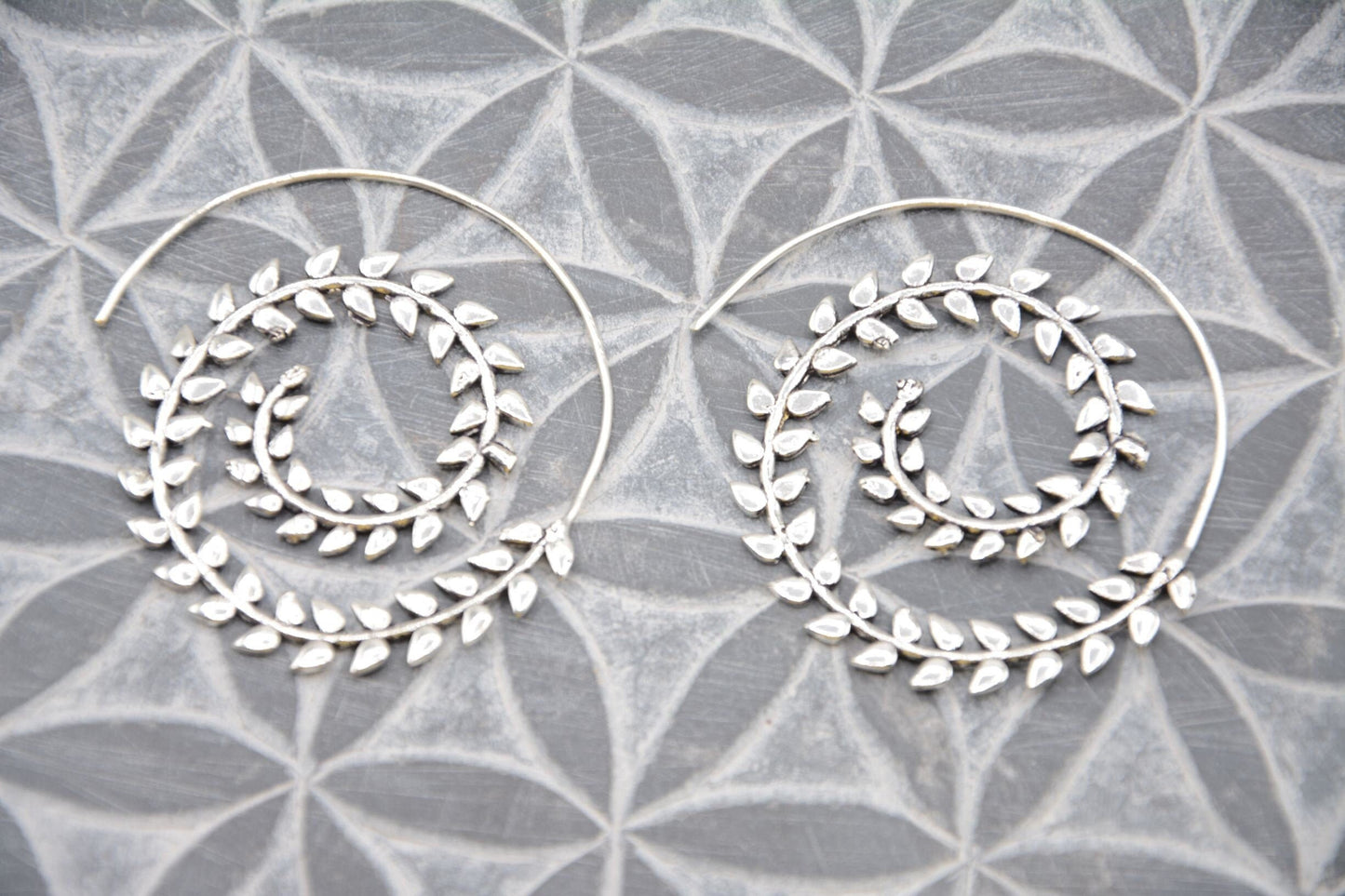 Spiral Ohrringe "SANTOSHA"